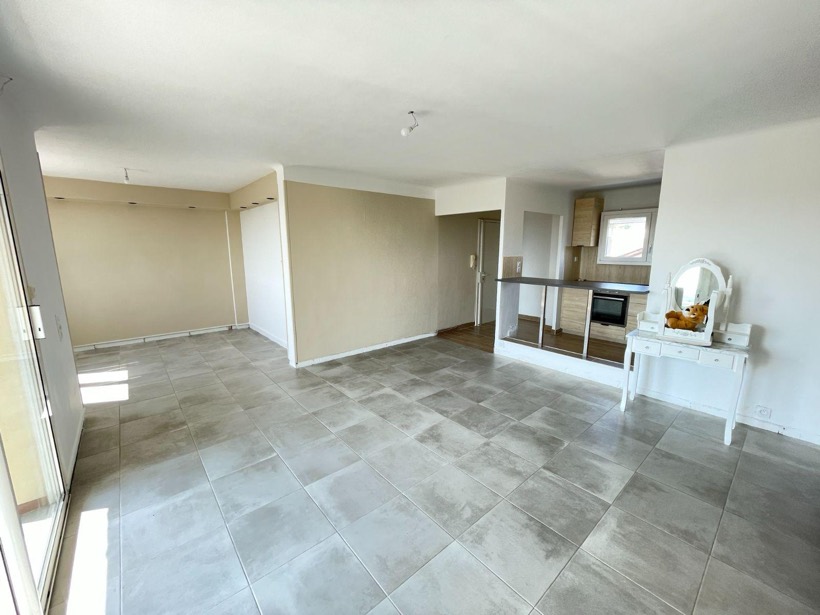 Appartement à vendre à Manosque : appartement t4 au dernier étage